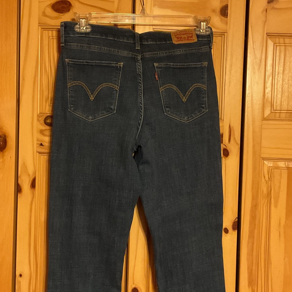 Levi's Women's Dark Blue Straight Leg Jeans